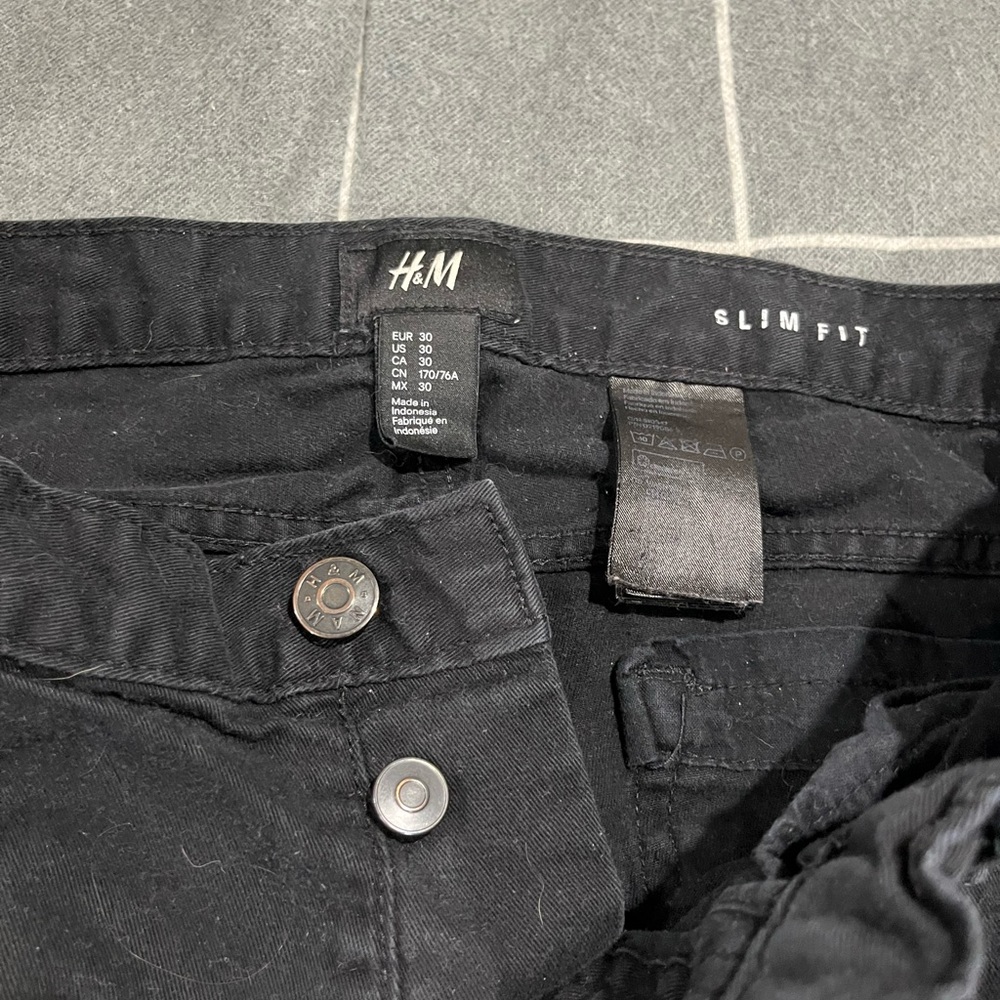 black skinny jeans